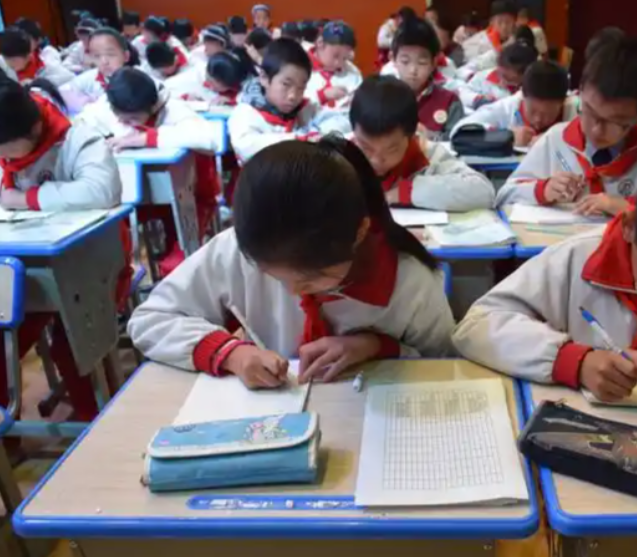 教师以敏锐的观察力捕捉解读于是敞开了一项名为声响档案馆 教师以敏锐的观察力捕捉解读于是敞开了一项名为声响档案馆